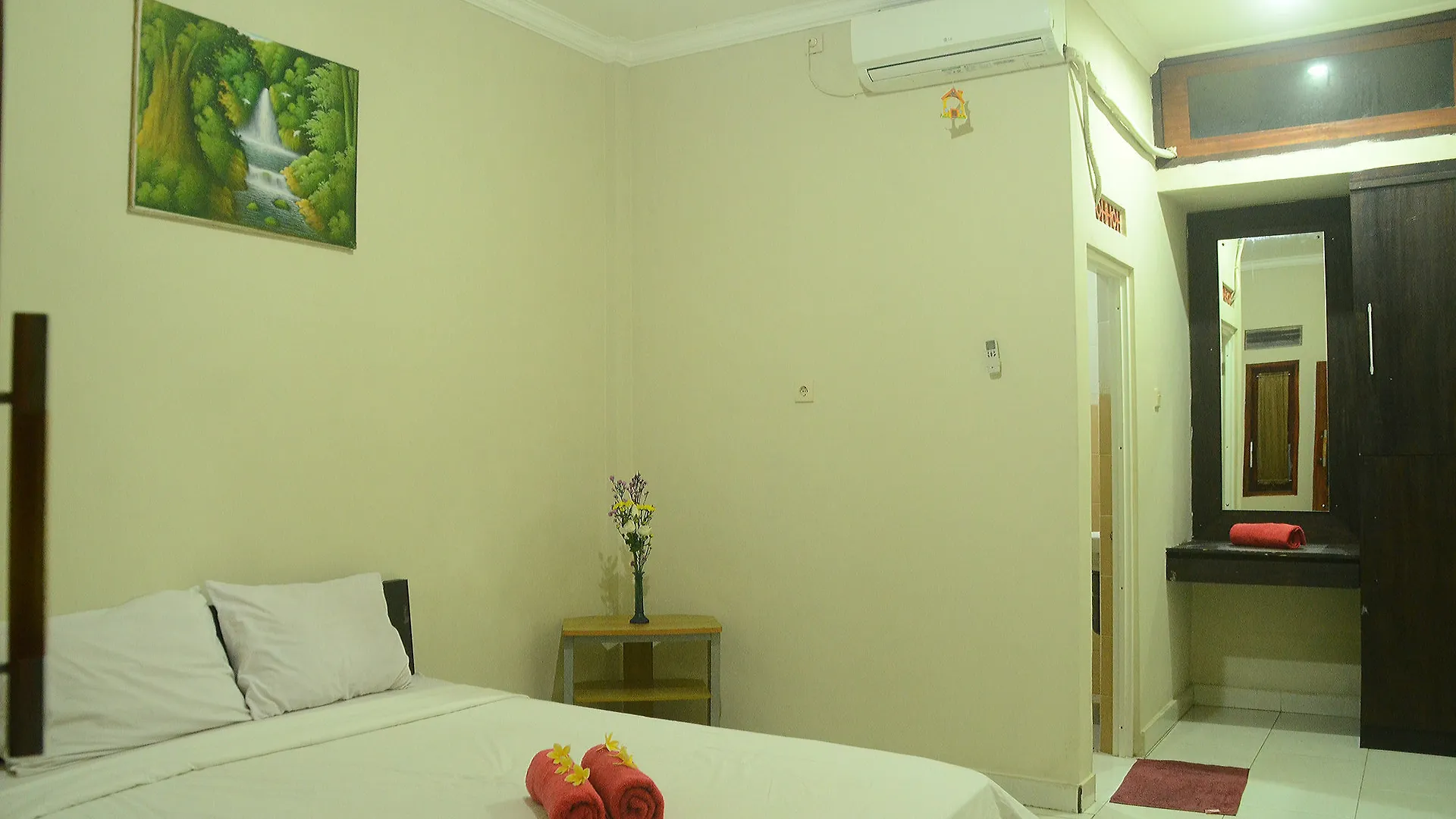 Budget Door Legian Inn Kuta Lombok