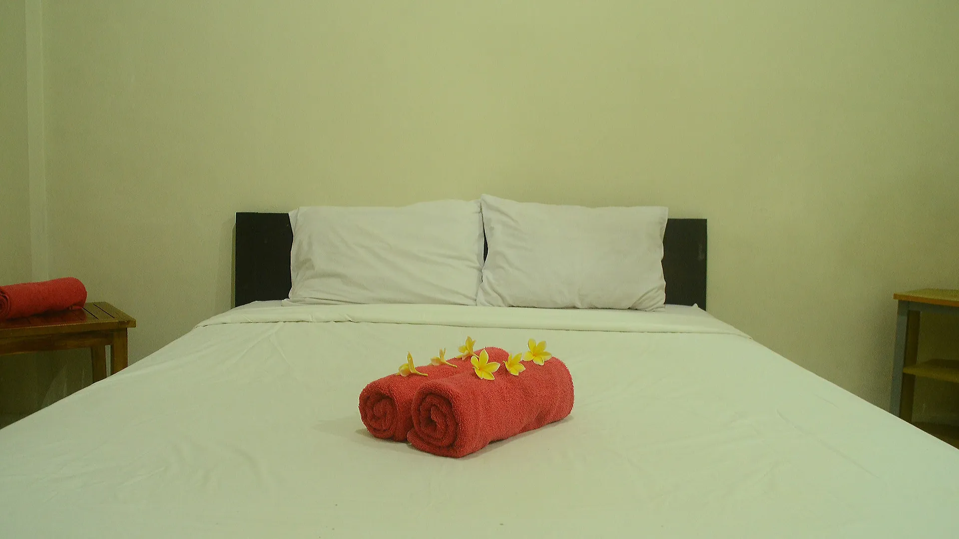 Budget Door Legian Inn Kuta Lombok